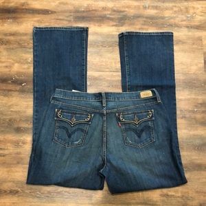 Levi Strauss women’s jeans 16